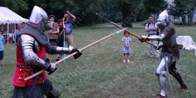 met een speer gestoken films