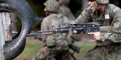 met een bajonet gestoken films